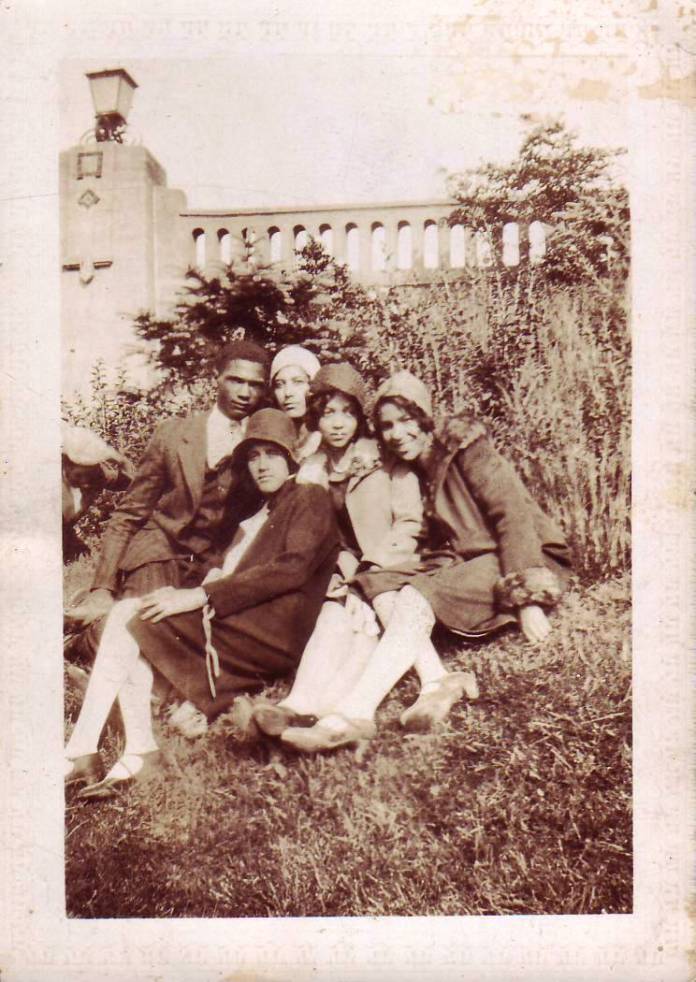 McNEELY -- McNeely Cousins