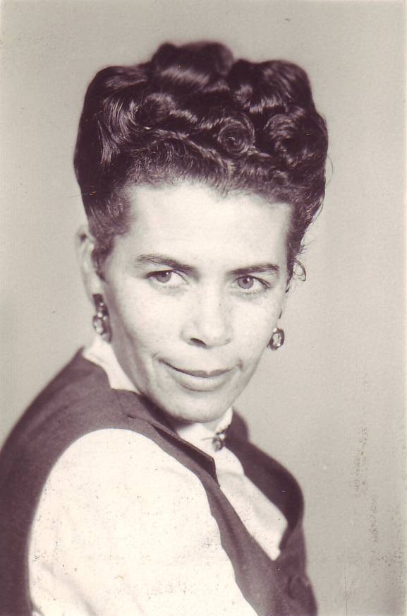 hattie-ricks-headshot